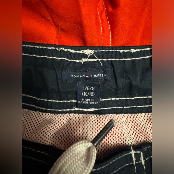 Set of 2 Tommy Hilfiger Swim Trunks - Picture 6 of 6